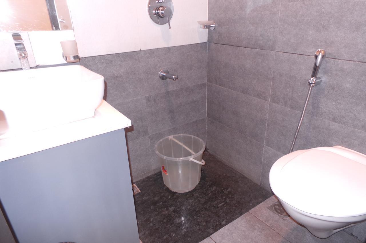 Saas Residency Hotel Kozhikode Bagian luar foto