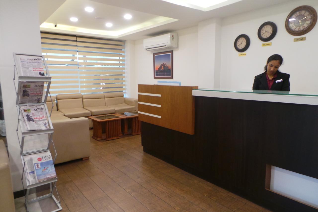 Saas Residency Hotel Kozhikode Bagian luar foto