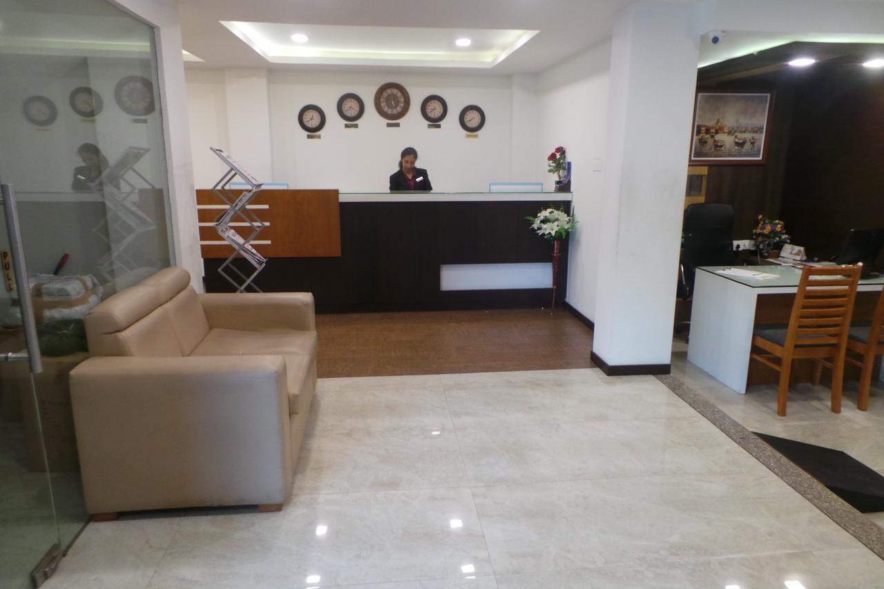 Saas Residency Hotel Kozhikode Bagian luar foto