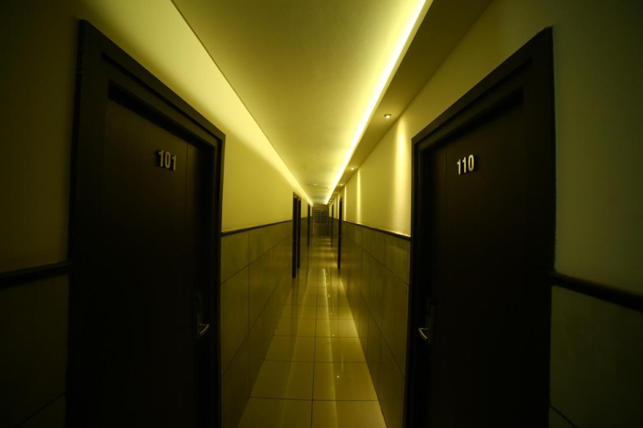 Saas Residency Hotel Kozhikode Bagian luar foto